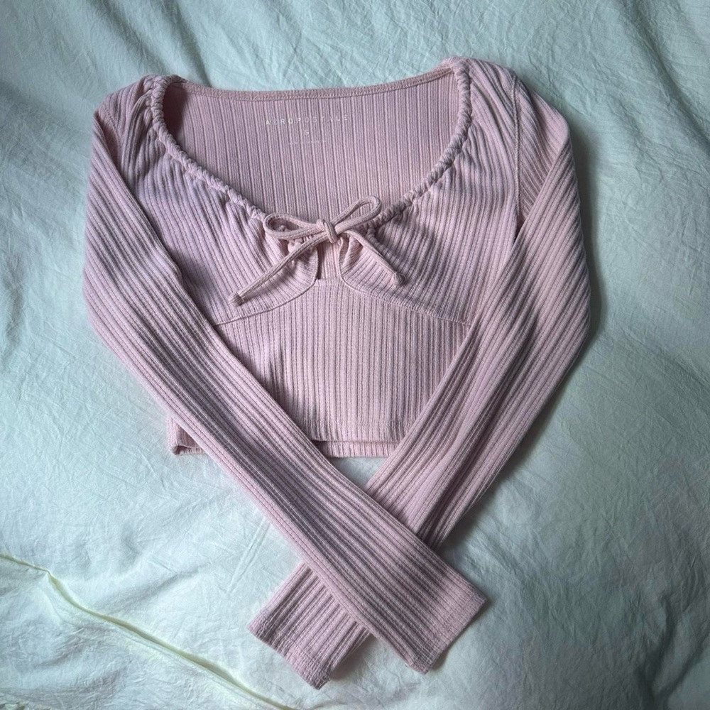 Pink Aeropostale bow tied top